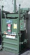 LOAD KING Vertical Baler,